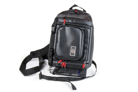 Molix Smart Shoulder Bag in Schwarz – kompakte Schultertasche für Spinnfischer mit mehreren Fächern und praktischem Zubehörhalter